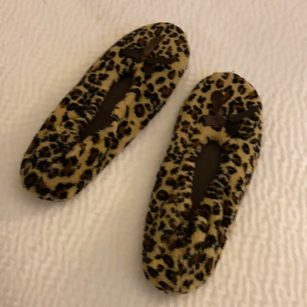 SLIPPERS
